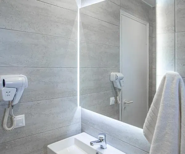Apartmanhotel Lord Complex Ájosz Jeórjosz